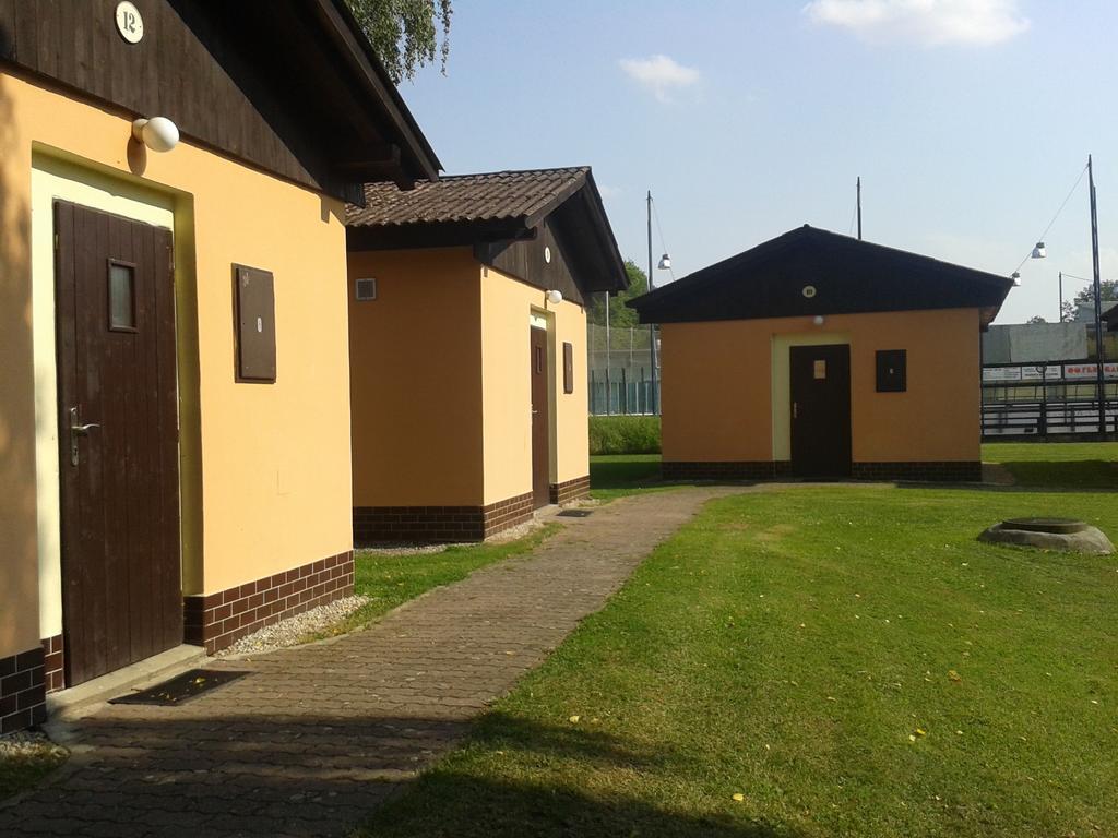 Sportcentrum Dvorak Villa Hluboka nad Vltavou Luaran gambar