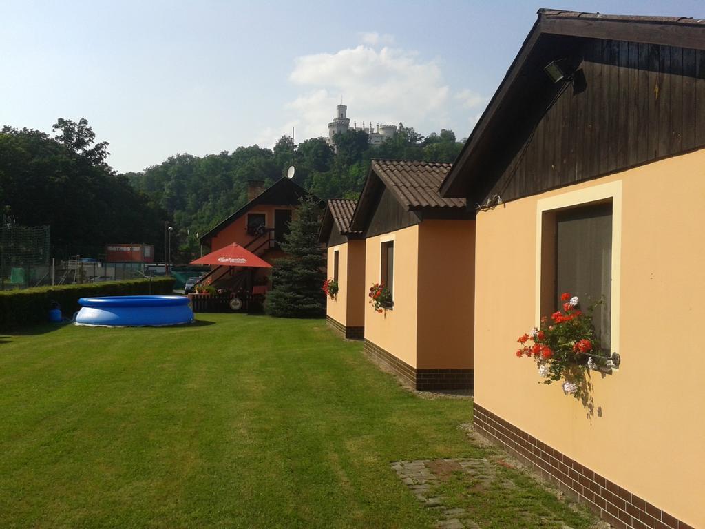 Sportcentrum Dvorak Villa Hluboka nad Vltavou Bilik gambar